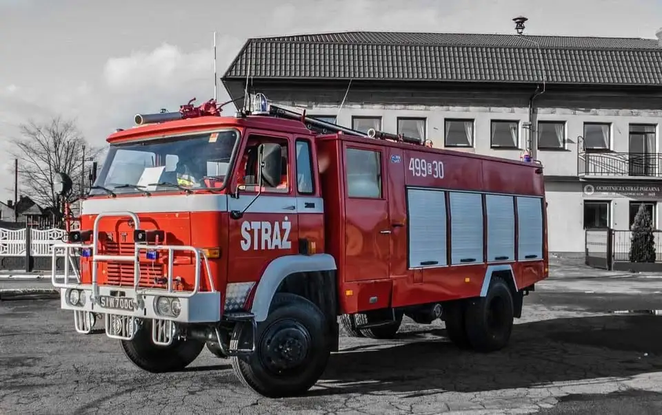 Pożar zboża na pniu w Chorzewie – interwencja strażaków