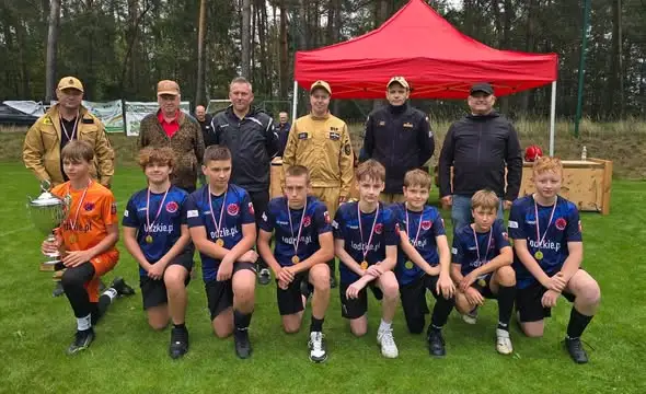 Strażacki Turniej Piłki Nożnej w Obrowie: OSP Kiełczygłów najlepsza