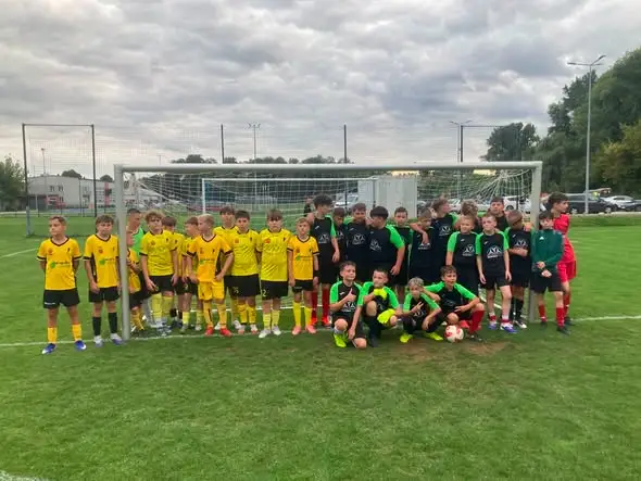 Młodzik D1: Prosna Wieruszów pokonuje Wartę Działoszyn 3:2 w emocjonującym meczu
