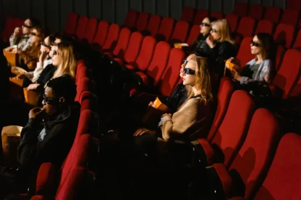 Kino Świteź w Pajęcznie startuje z nowym sezonem. Weekend nowości i konkurs z biletami